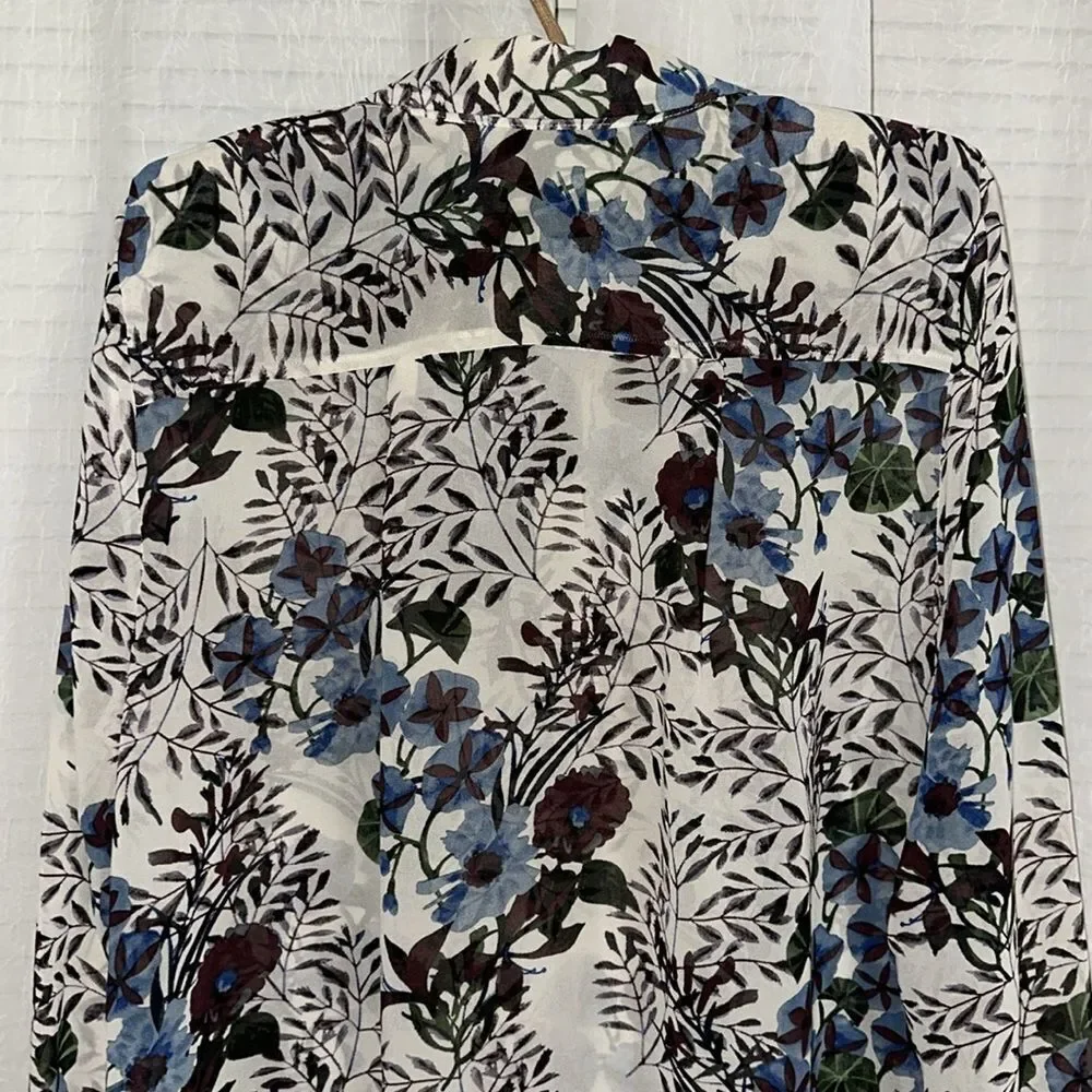 CAbi L Victoria Winter Floral Long Sleeve Front Tuck High Low Long Sleeve Blouse - Picture 8 of 16